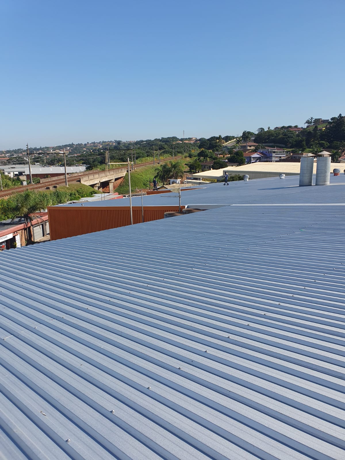 S & T Projects and Roofing Specialists